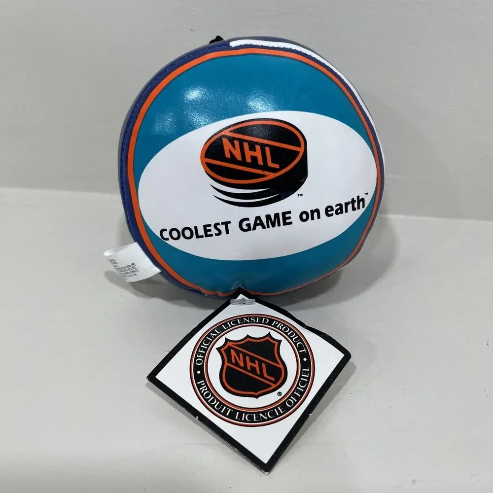 VINTAGE 1991 New York Islanders Plush Hockey Puck Suction Window Car Hanger NHL